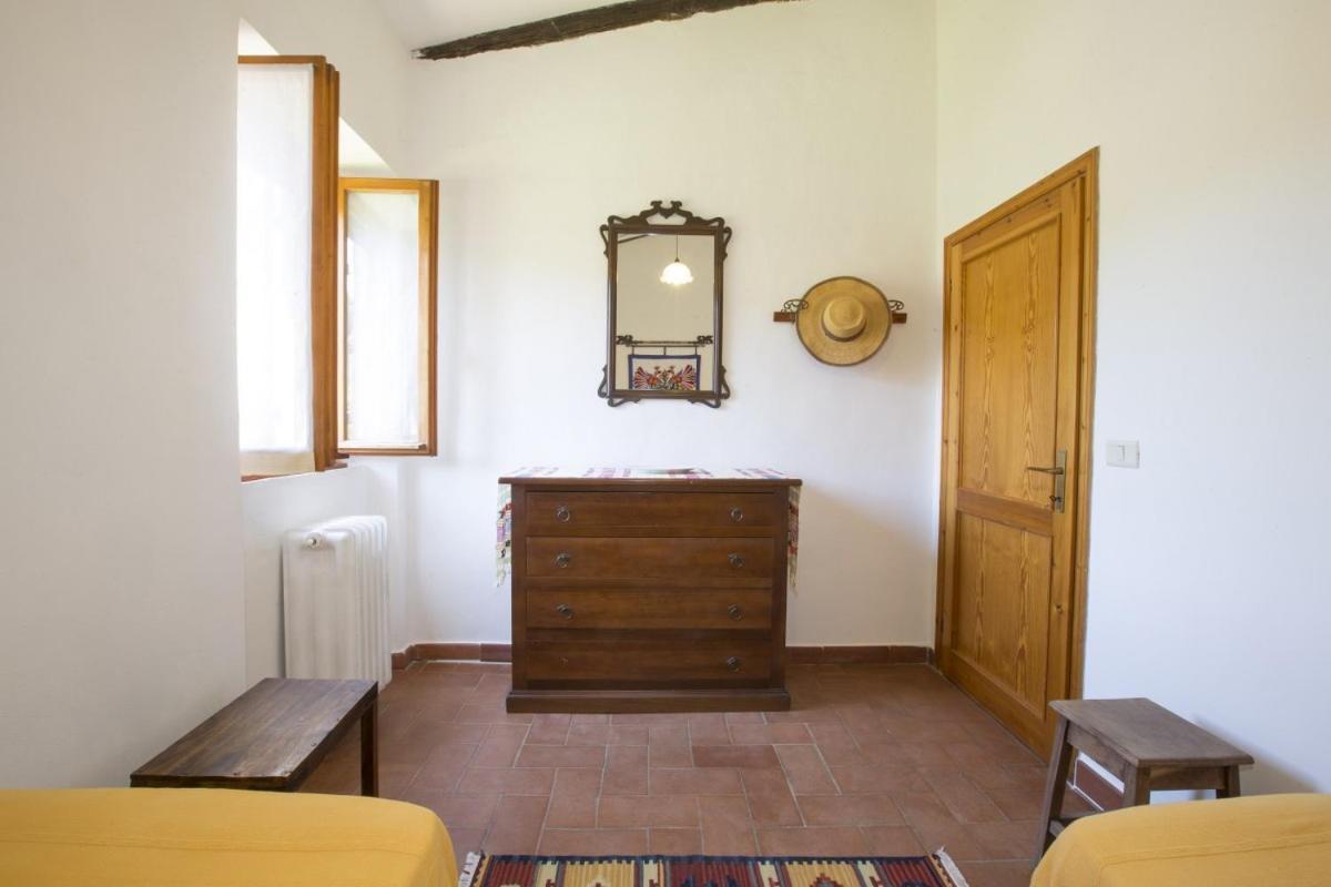 Isola Delle Api Hotel Bagni Di Petriolo Eksteriør billede