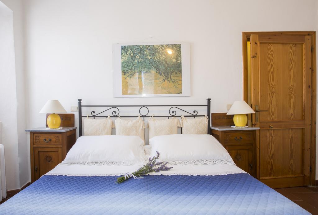 Isola Delle Api Hotel Bagni Di Petriolo Værelse billede