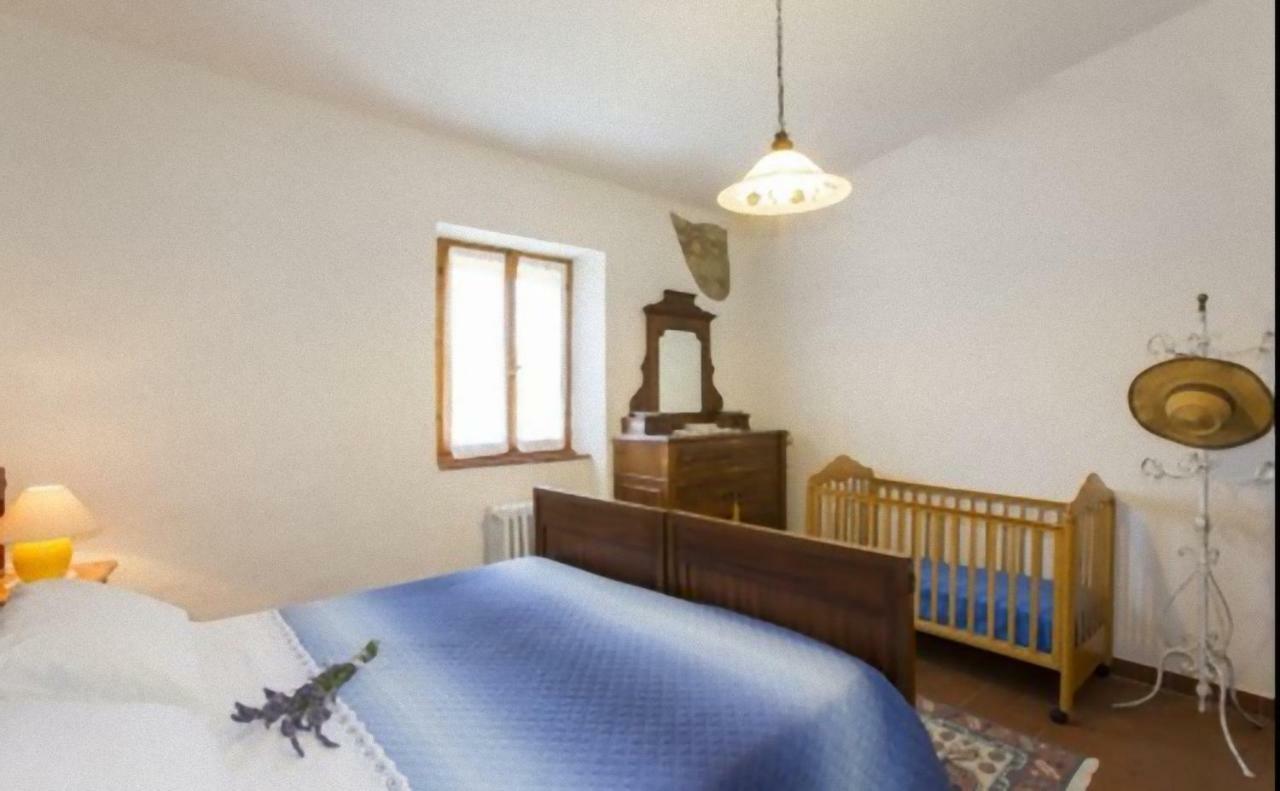 Isola Delle Api Hotel Bagni Di Petriolo Eksteriør billede